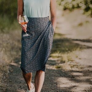 RipSkirt Hawaii Black Pearl Batik Wrap Skirt Womens Sz XL Length 3